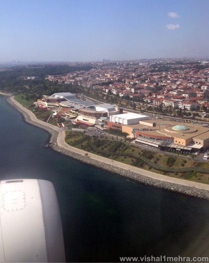 Turkish Airlines A321 - Landing at Istanbul