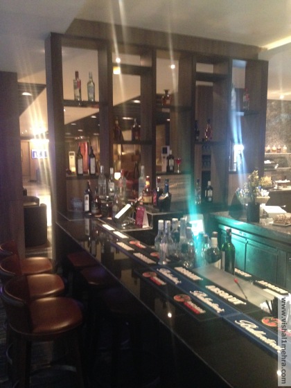 Plaza Premium Lounge Delhi -  Bar